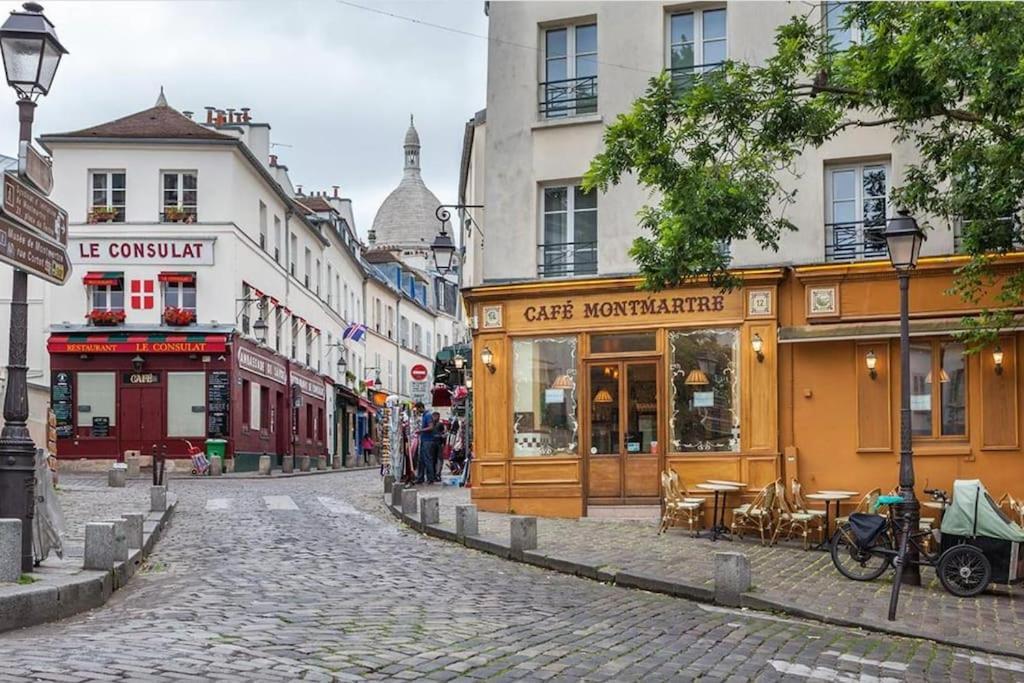 Relax In A Stylish Flat In Montmartre Apartment Париж Екстериор снимка